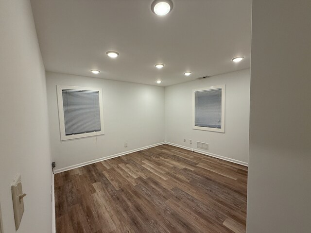 More Photos Of 1223 Walnut St, Cary Office For Lease