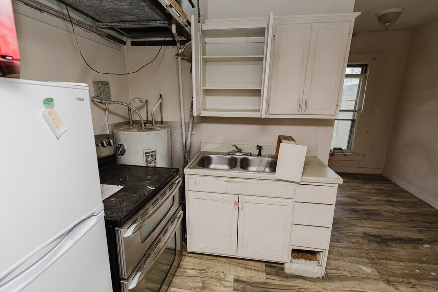 More Photos Of 123 E Madison Ave, Arkansas City Apartments For Sale