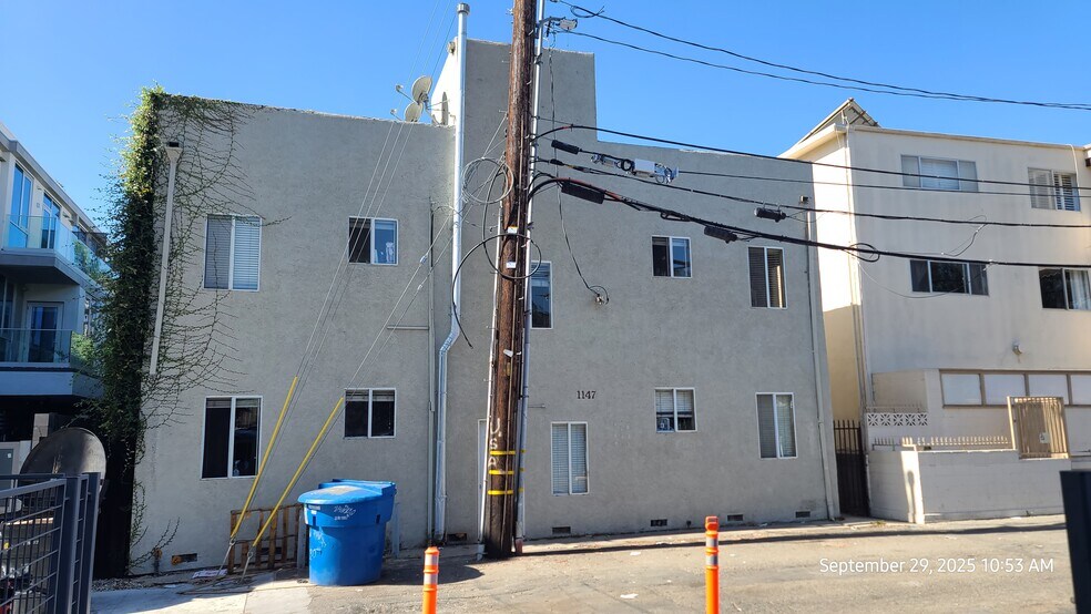 More Photos Of 1147 6th St, Santa Monica Apartments For Sale