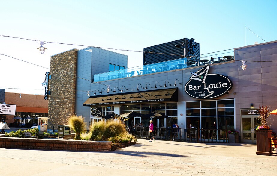 More Photos Of 1 - C Patriot Pl, Foxborough Unknown For Lease