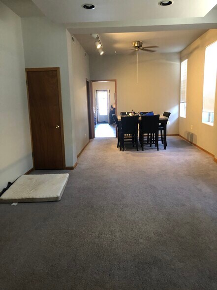 More Photos Of 2058 W 22nd Pl, Chicago Apartments For Sale