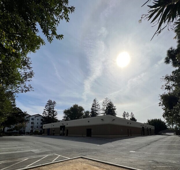 More Photos Of 537-539 E Weddell Dr, Sunnyvale Schools For Sale