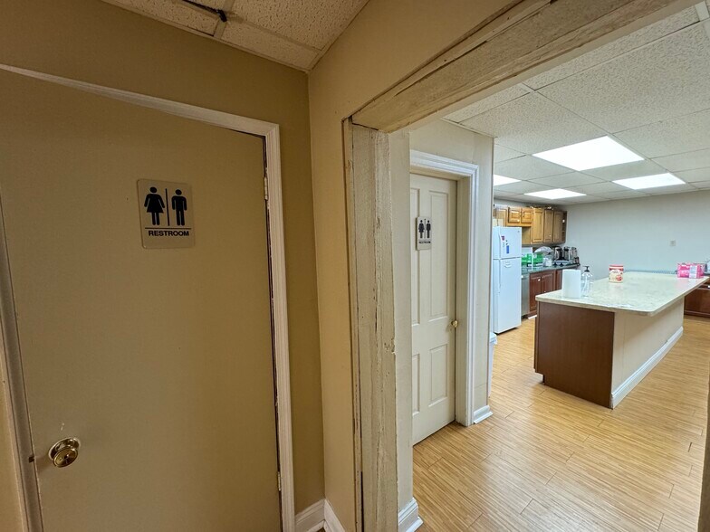 More Photos Of 38-40 W Church St, Hagerstown Religious Facility For Sale