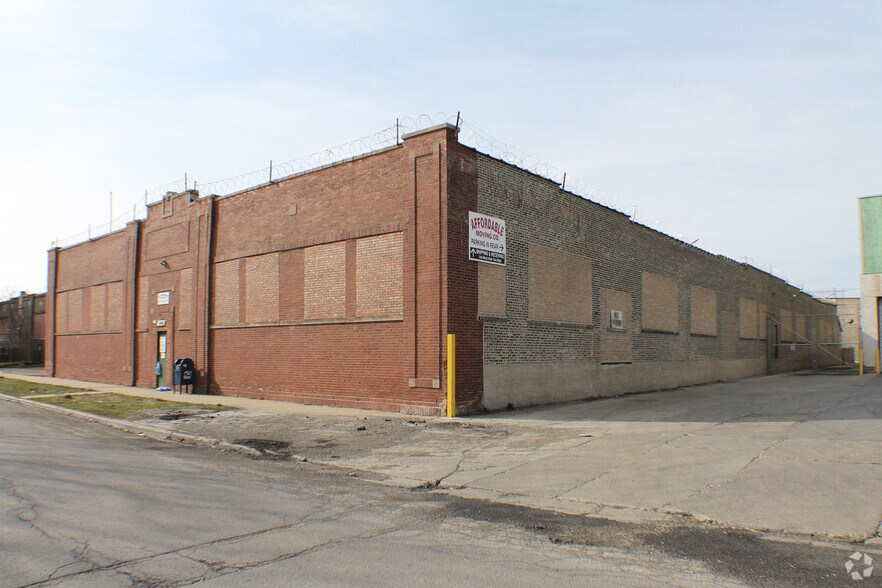 More Photos Of 5000 W Bloomingdale, Chicago Warehouse For Lease
