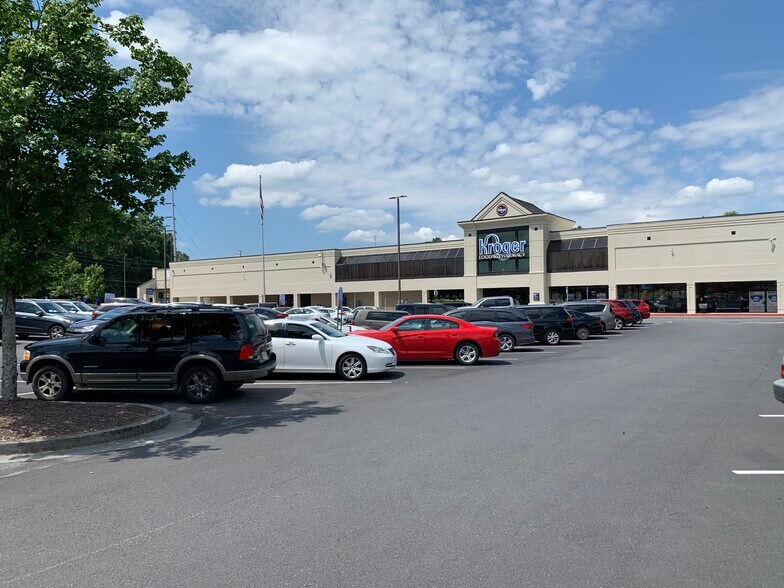 More Photos Of 3595 Canton Rd, Marietta Unknown For Lease