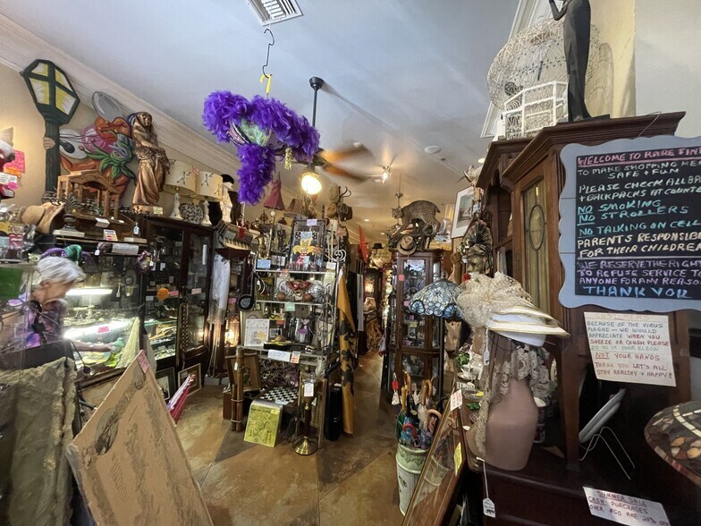 More Photos Of 1231 Decatur St, New Orleans Storefront For Sale