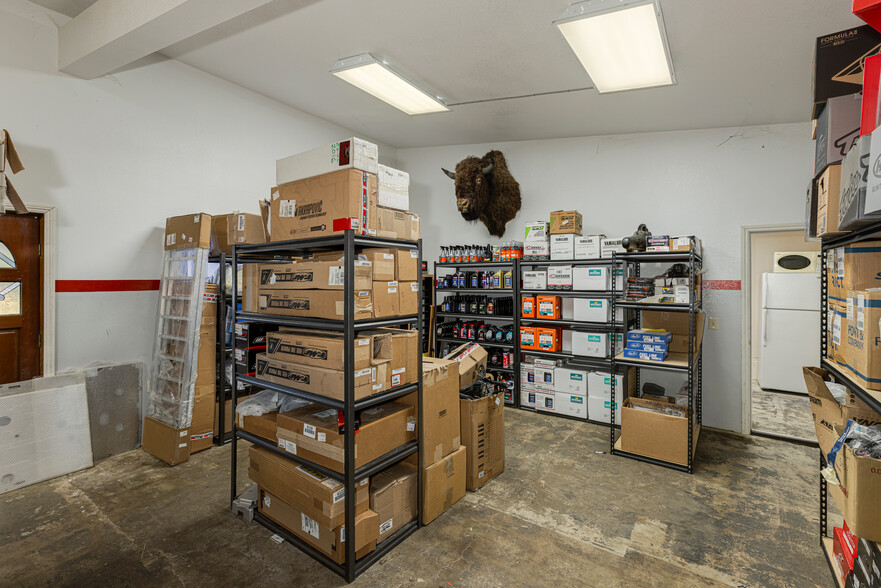 More Photos Of 3480 Petaluma Blvd N, Petaluma Self Storage For Sale