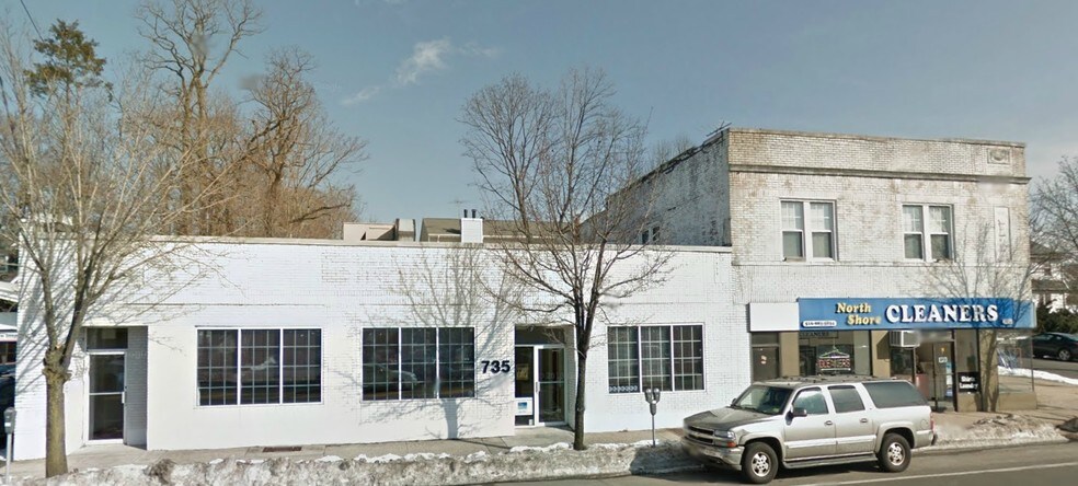 Primary Photo Of 735 Port Washington Blvd, Port Washington Storefront Retail Office For Lease