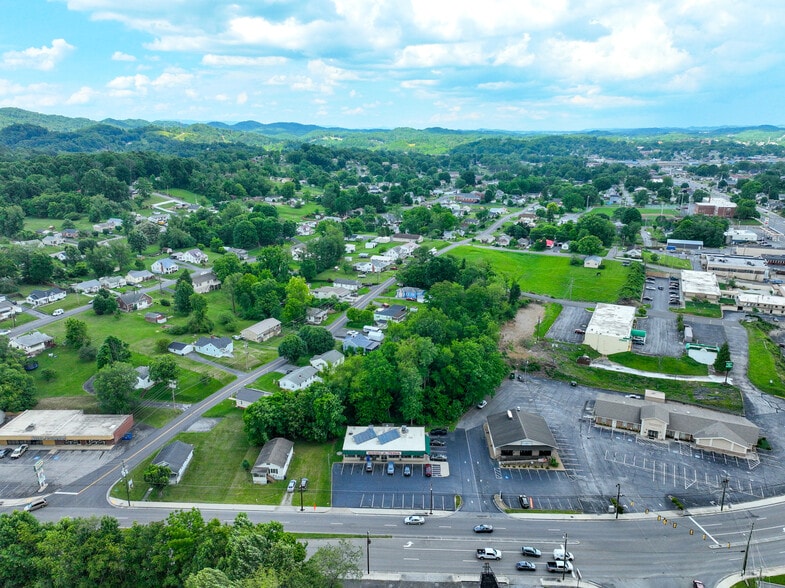 More Photos Of 245 Gate City Hwy, Bristol General Retail For Sale