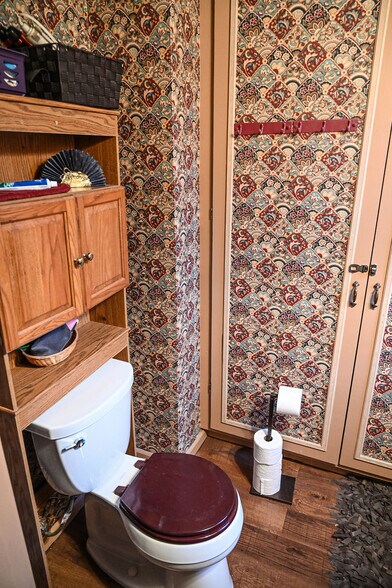 More Photos Of 1272 SW Fillmore St, Topeka Hospitality For Sale