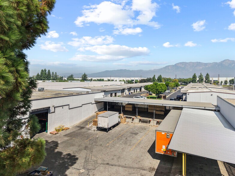 More Photos Of 1920 S Augusta Ct, Ontario Warehouse For Lease