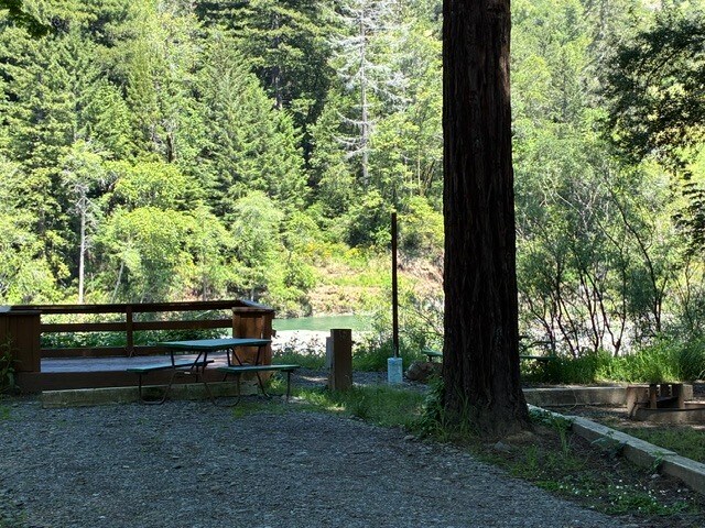 More Photos Of 4112 Redwood Dr, Redway Hotel For Sale