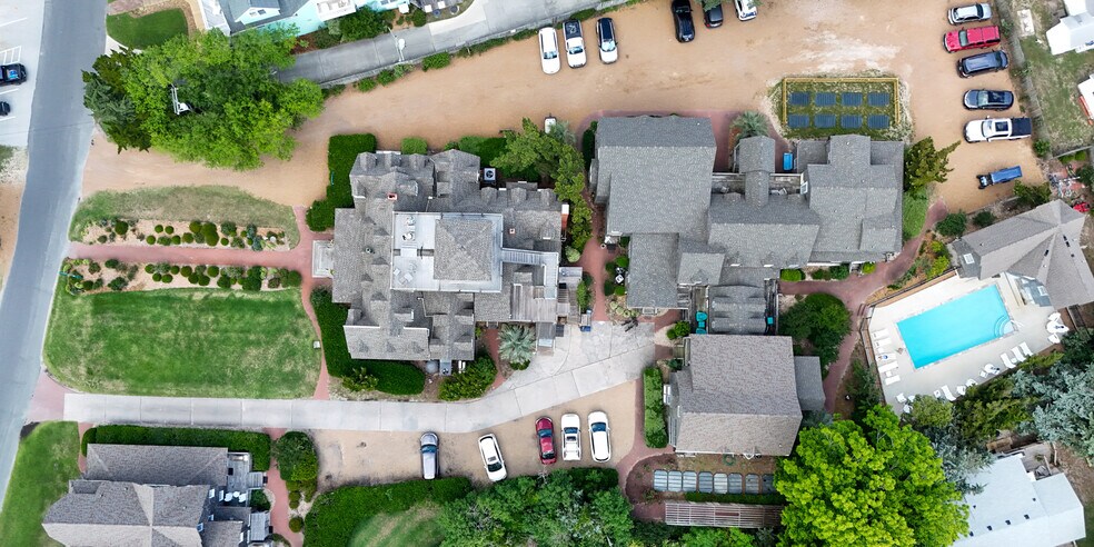 More Photos Of 155 Silver Lake Dr, Ocracoke Hospitality For Sale