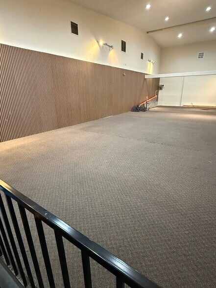 More Photos Of 842 S 1st St, San Jose Storefront For Lease