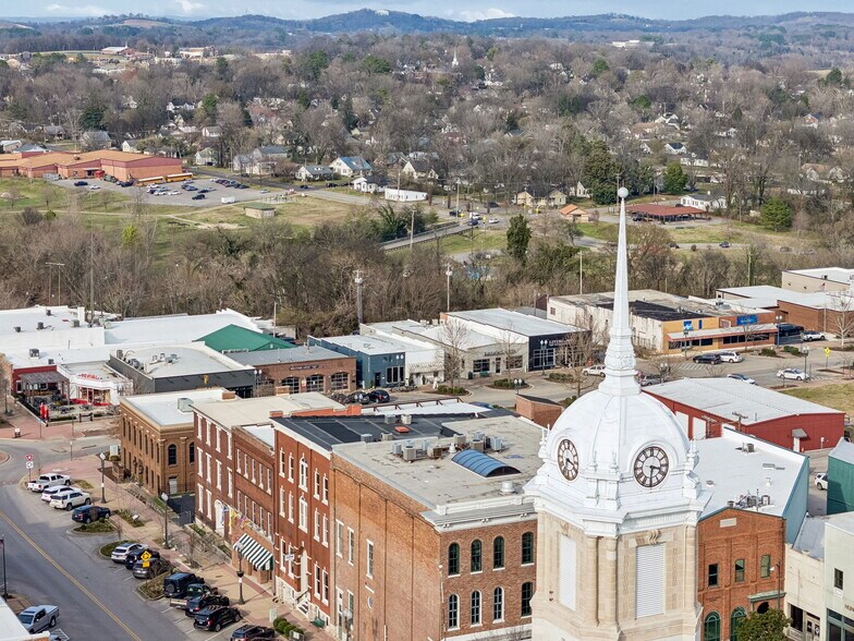 More Photos Of 109 E 6th St, Columbia Storefront For Sale