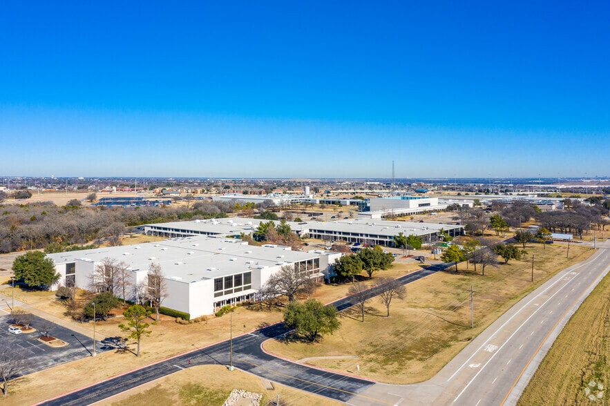 More Photos Of 2501 S State Highway 121 Bus, Lewisville Industrial For Lease
