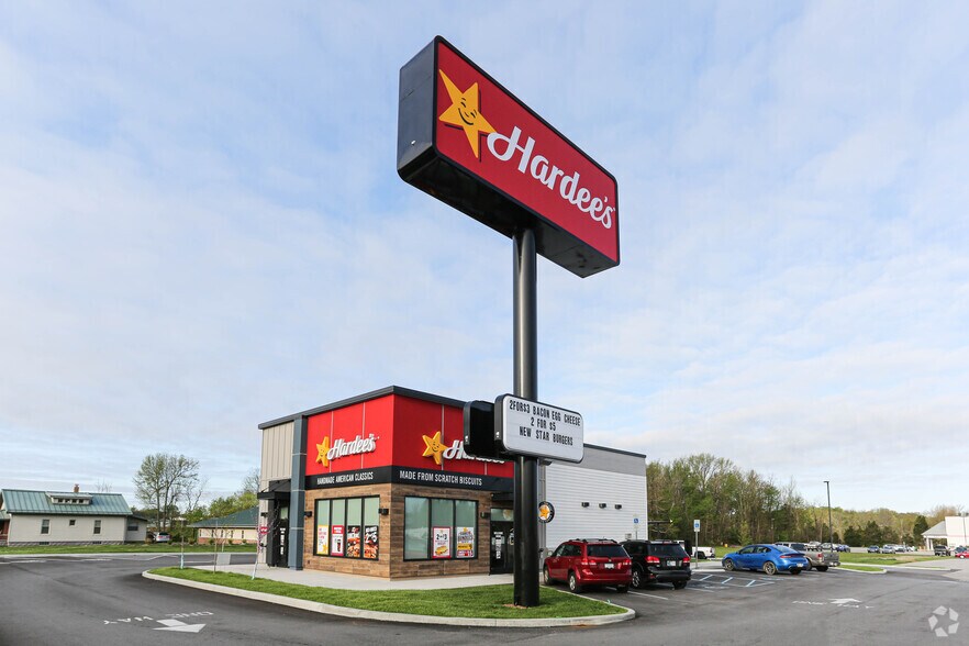 More Photos Of 2305 N State Highway 3, North Vernon Fast Food For Sale