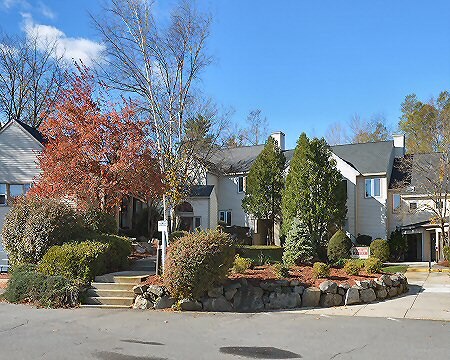 More Photos Of 22-24 Greeley St, Merrimack Office For Lease