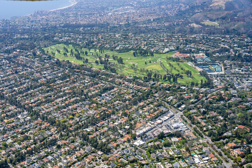 More Photos Of 270 26th St, Santa Monica Medical For Sale