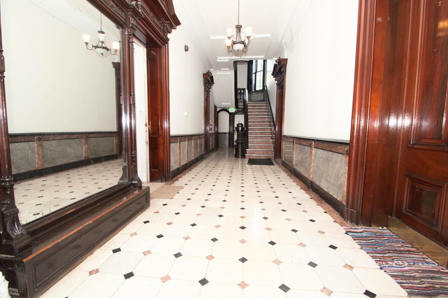 More Photos Of 3442 Auchentoroly Ter, Baltimore Apartments For Sale