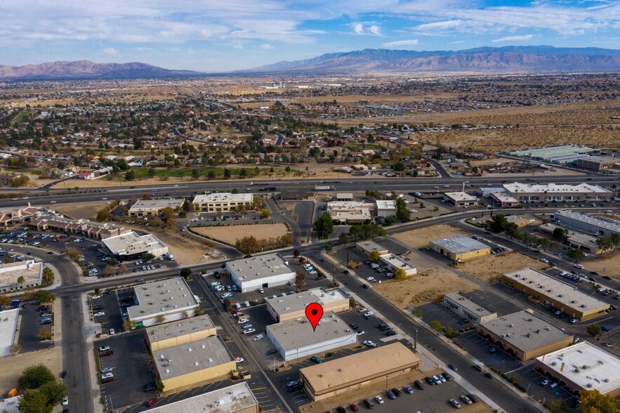 More Photos Of 15354 Bonanza Rd, Victorville Storefront Retail Office For Lease