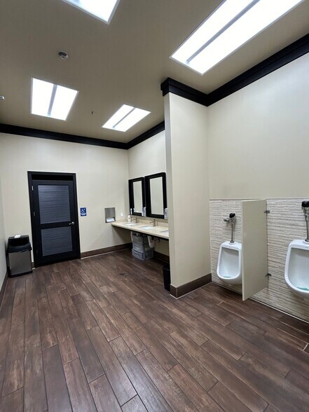 More Photos Of 5020 Franklin Dr, Pleasanton Research And Development For Sale