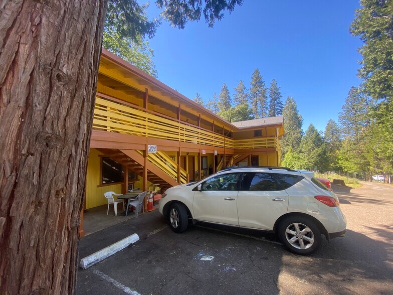 More Photos Of 6350 State Highway 193, Georgetown Hotel For Sale