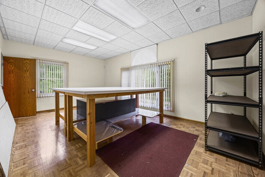 More Photos Of 61E Monroe Ave, Pittsford Medical For Sale