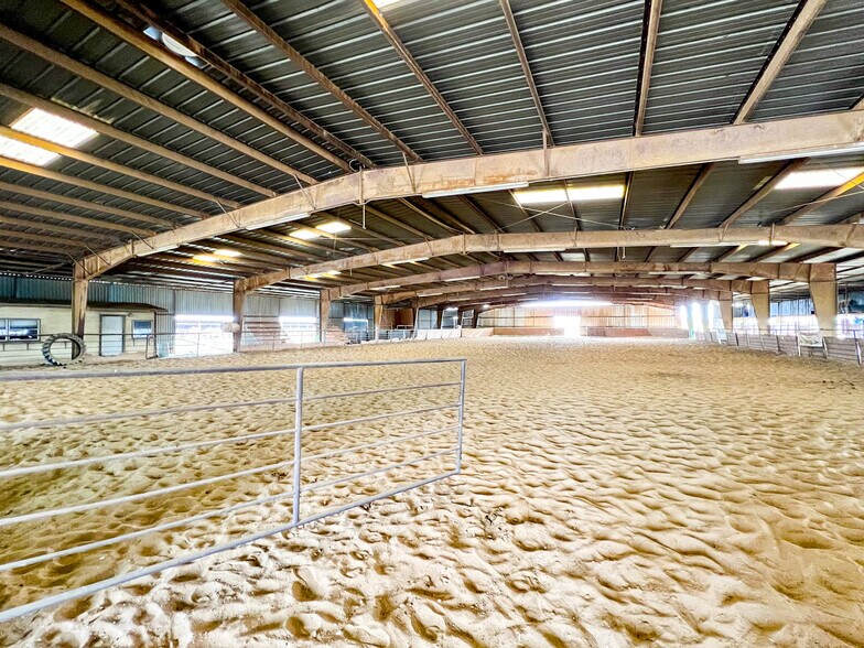 More Photos Of 4901 Eagle Pass Rd, Abilene Warehouse For Sale