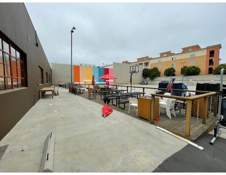 More Photos Of 4082-4086 Del Rey Ave, Marina Del Rey Office For Lease
