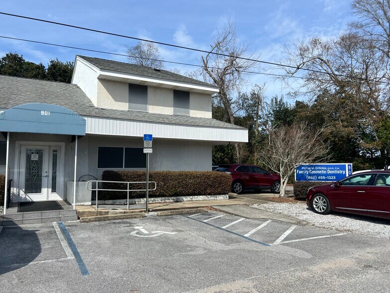 Primary Photo Of 901 New Warrington Rd, Pensacola Medical For Sale