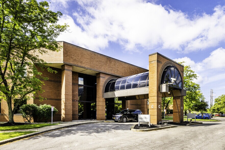 More Photos Of 550 Orchard Park Rd, West Seneca Medical For Lease