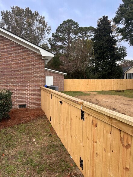 More Photos Of 1038 Harbor View Rd, Charleston Multifamily For Sale