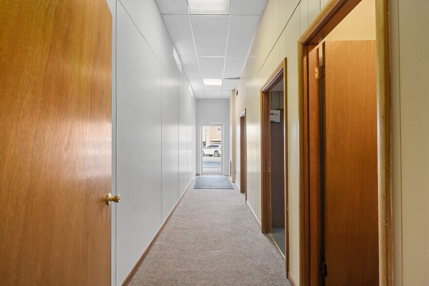 More Photos Of 116 E 2nd St, Kimball Office For Sale