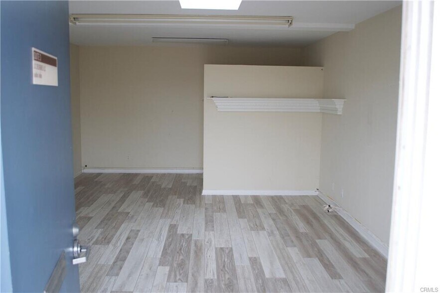 More Photos Of 909 N Aviation Blvd, Manhattan Beach Unknown For Lease