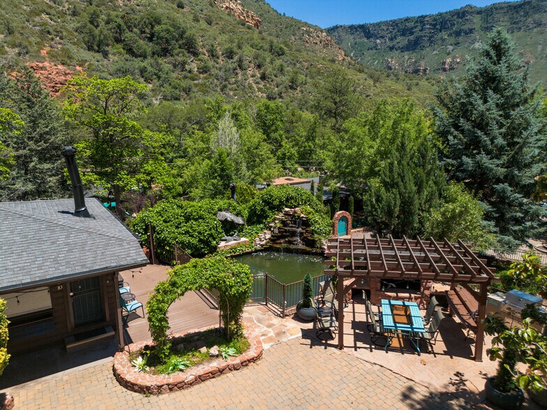 More Photos Of 4548 N State Route 89A, Sedona Hotel For Sale