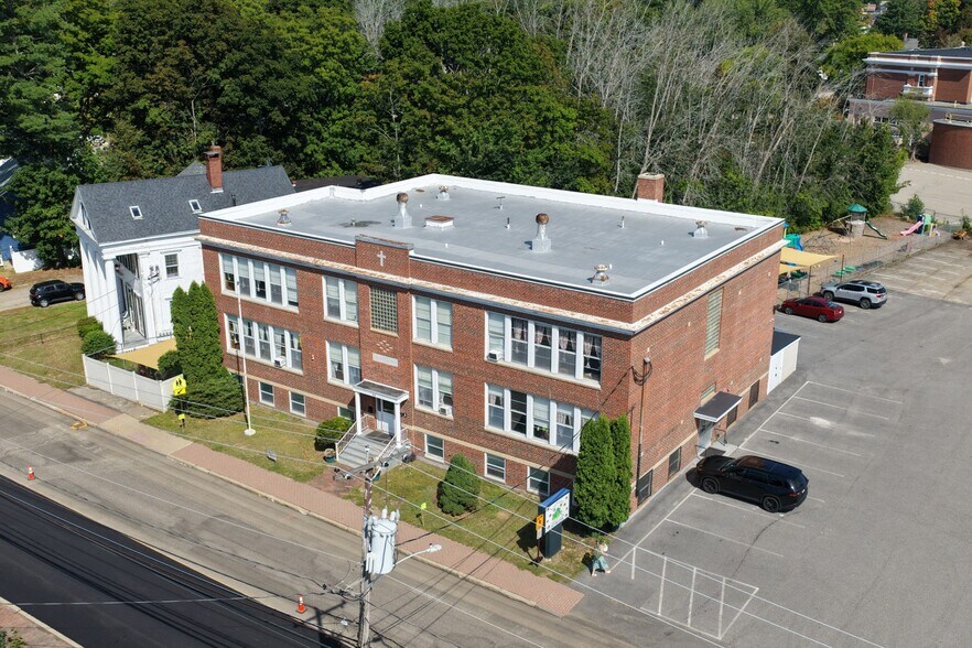 More Photos Of 50 Beach St, Saco Schools For Sale
