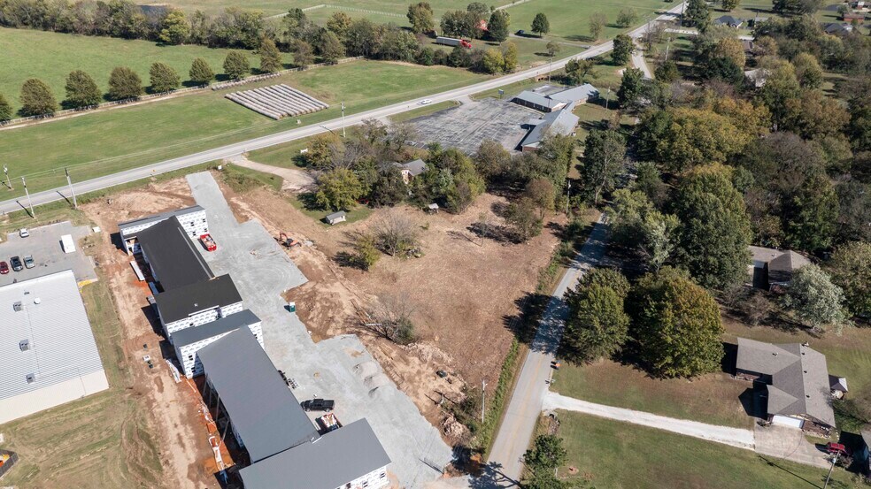 More Photos Of 2280 N Center St, Fayetteville Office For Sale