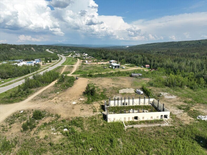 Primary Photo Of 2999 Parks Hwy, Fairbanks Service Station For Sale