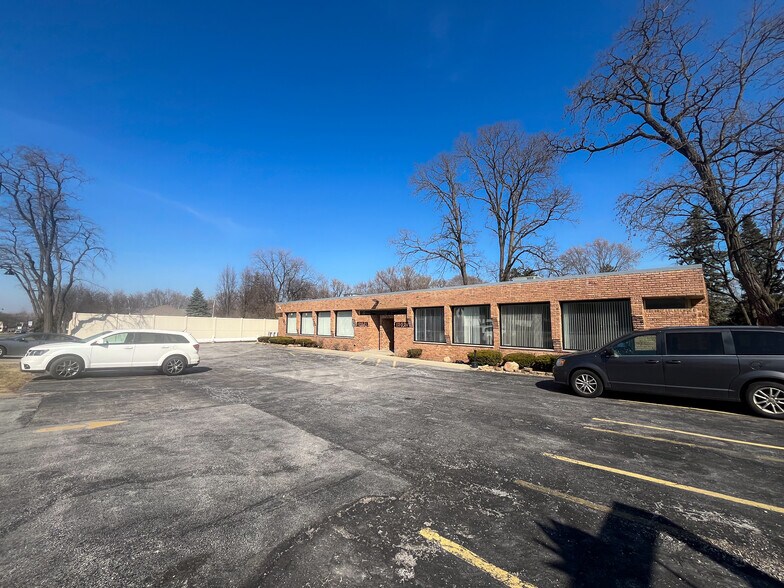 More Photos Of 12021 S Harlem Ave, Palos Heights Medical For Sale