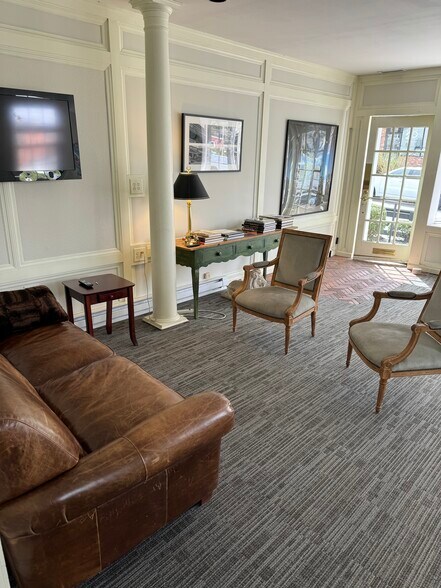 More Photos Of 52 Babbitt Rd, Bedford Hills General Retail For Lease