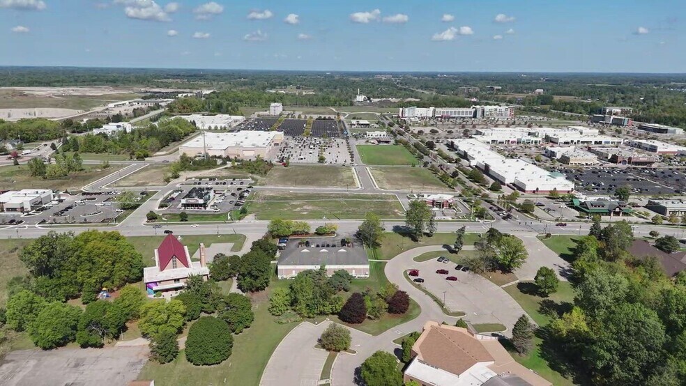 Primary Photo Of 2250 Lake Lansing Rd, Lansing General Retail For Sale