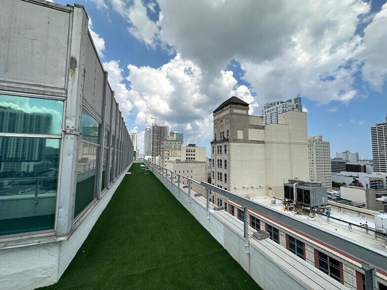 More Photos Of 14 NE 1st Ave, Miami Office For Lease