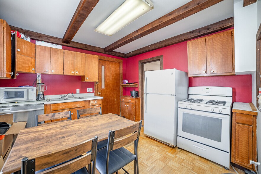 More Photos Of , Saginaw Multifamily For Sale