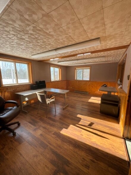 More Photos Of 628 South St, Hoosick Falls Specialty For Sale