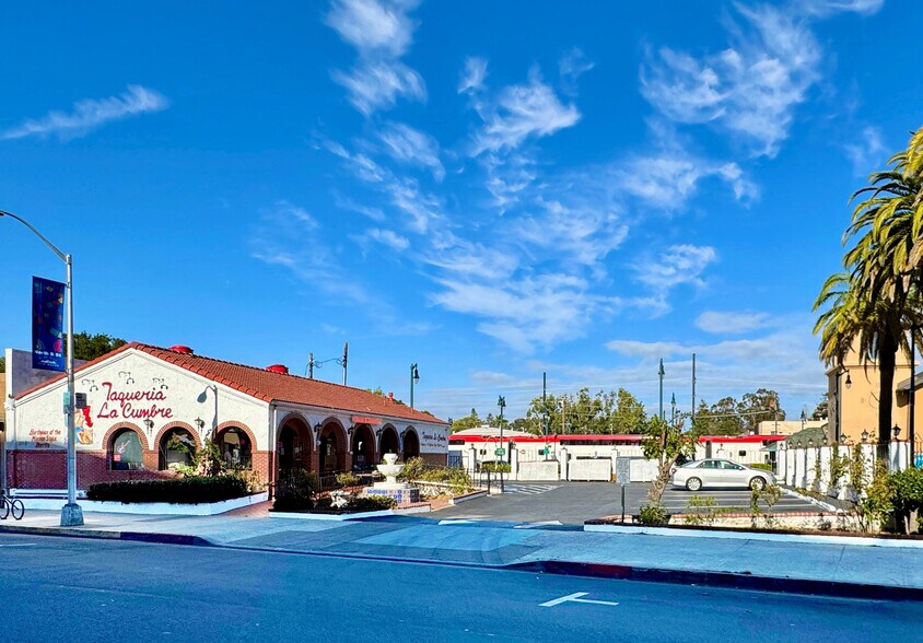 More Photos Of 28 N B St, San Mateo Restaurant For Lease