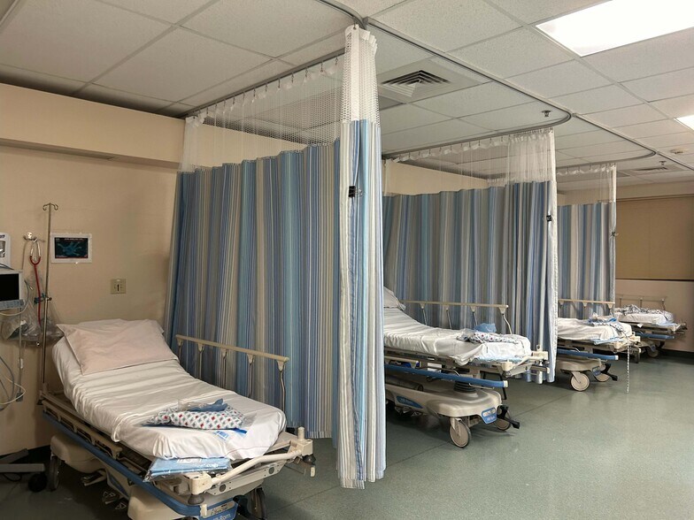 More Photos Of 5448 S White Mountain Rd, Show Low Medical For Lease