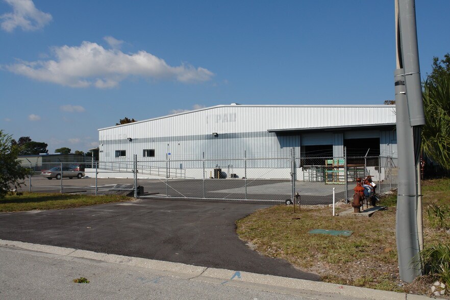 More Photos Of 2415 Whitfield Industrial Way, Sarasota Warehouse For Sale