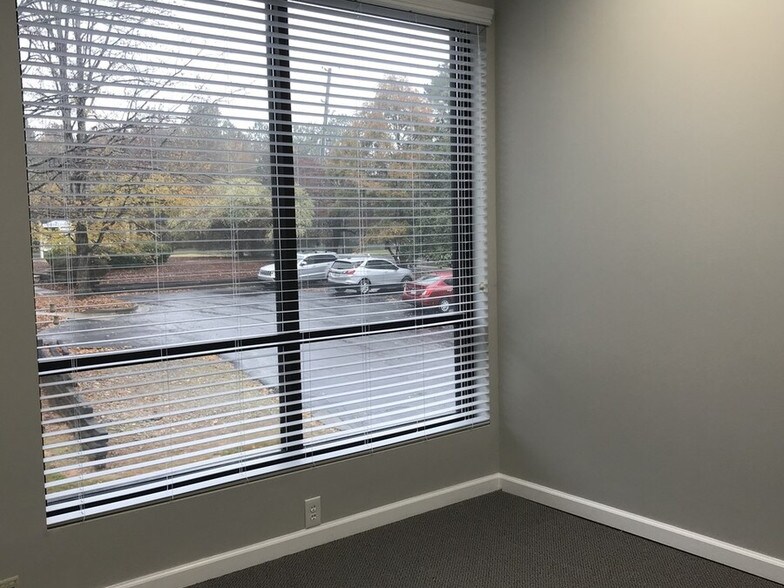 More Photos Of 6185 Crooked Creek Rd, Peachtree Corners Office For Lease