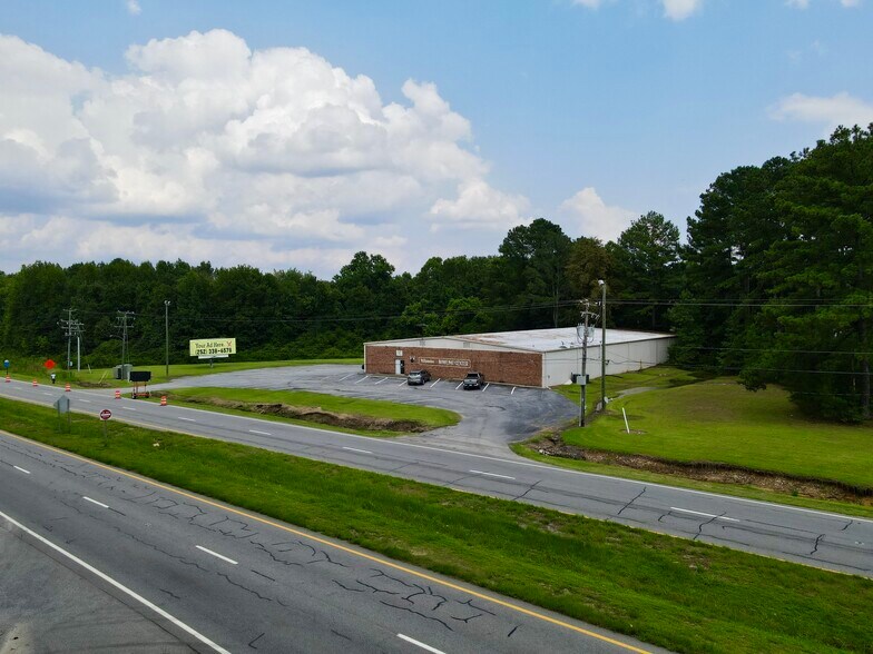 More Photos Of 915 E Boulevard, Williamston Bowling Alley For Sale